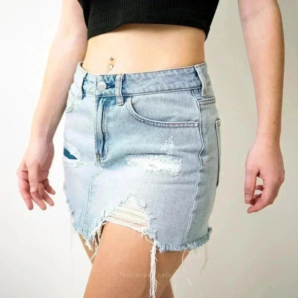 PacSun Distressed Raw Hem Denim A-Line Mini Skirt - Picture 8 of 10
